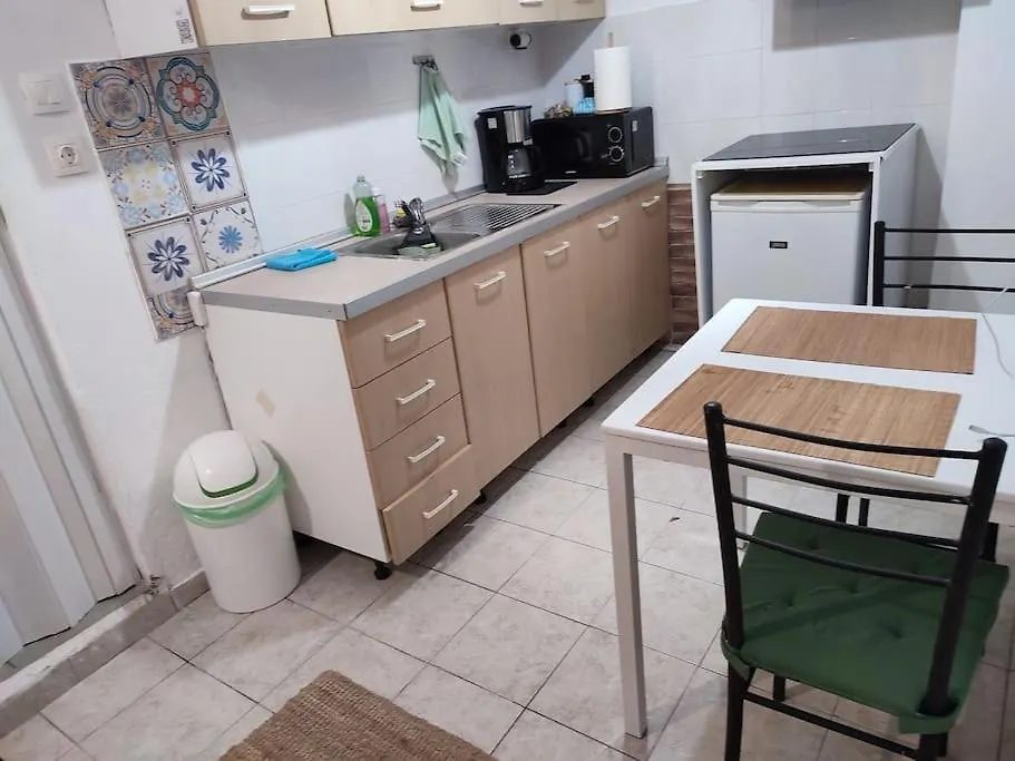 Modern Urban Host With Private Courtyard Διαμέρισμα Θεσσαλονίκη Ελλάδα