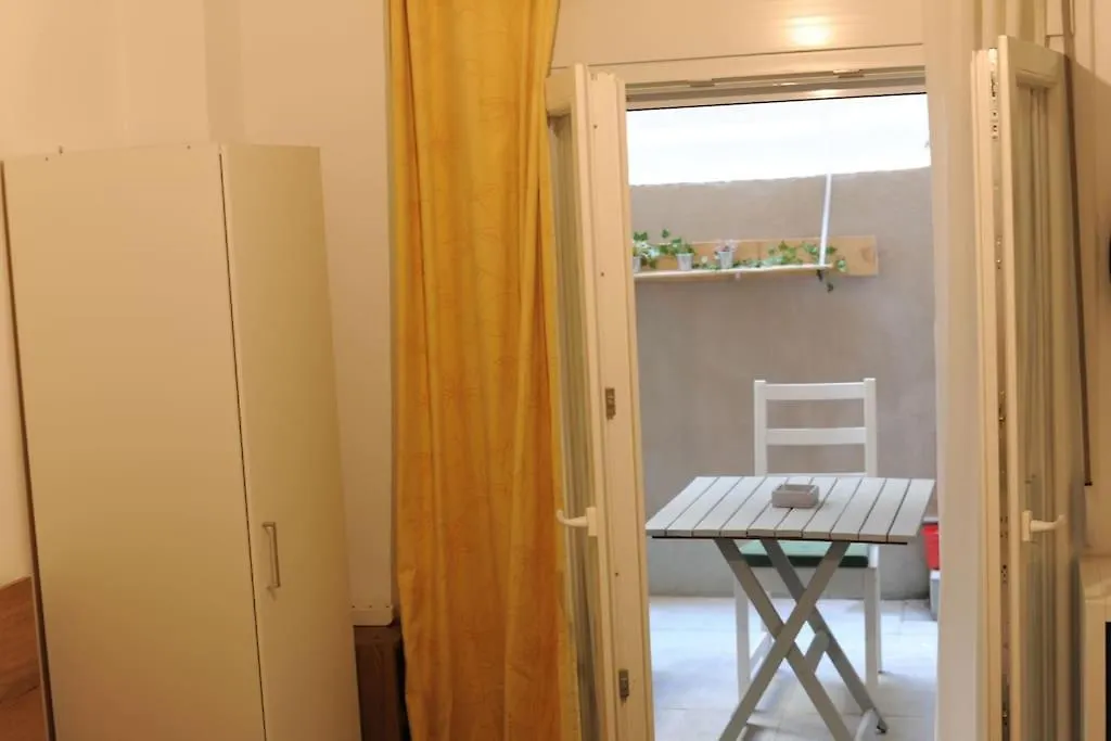 Modern Urban Host With Private Courtyard Διαμέρισμα Θεσσαλονίκη
